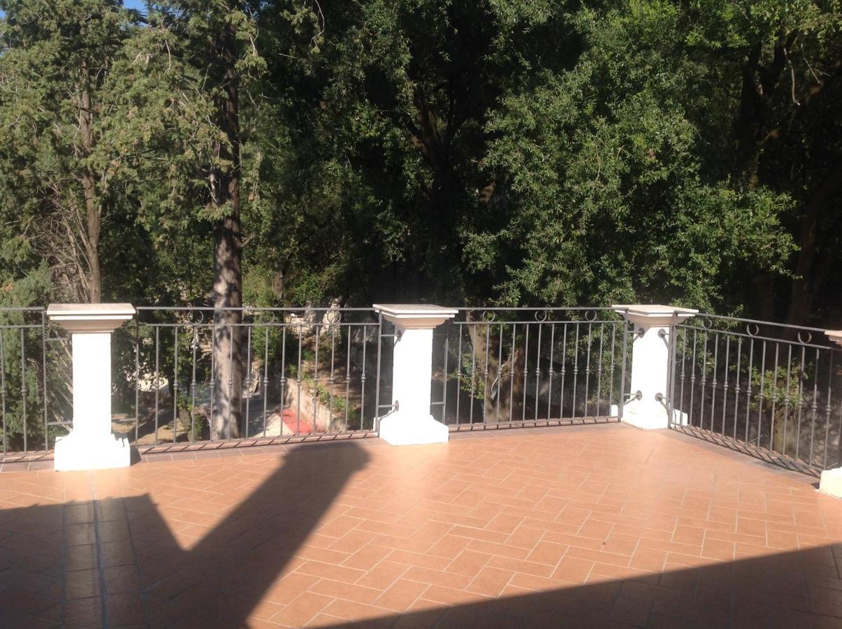 Kozak Village Suite Caserta Ngoại thất bức ảnh