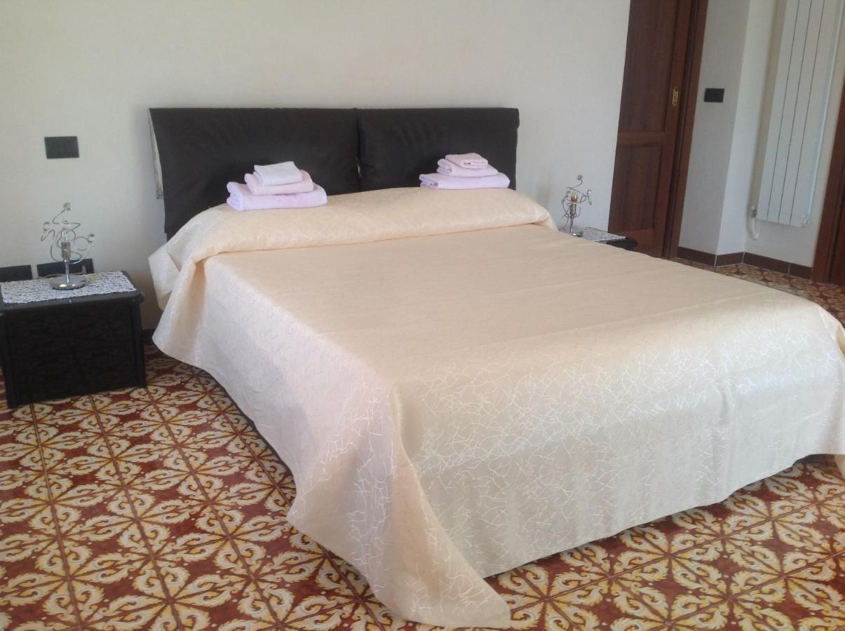 Kozak Village Suite Caserta Ngoại thất bức ảnh
